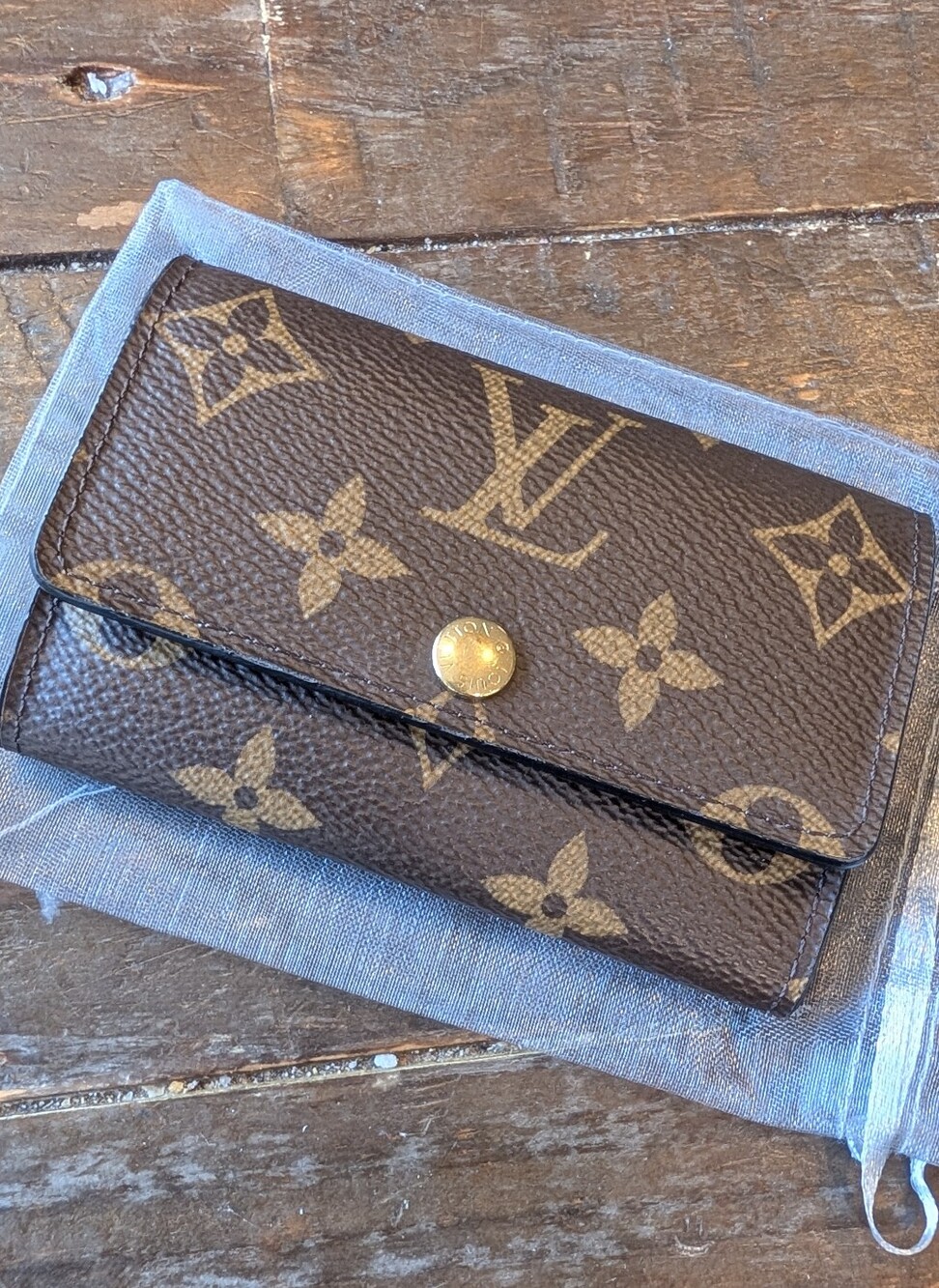 Louis Vuitton Monogram 6 Key Holder